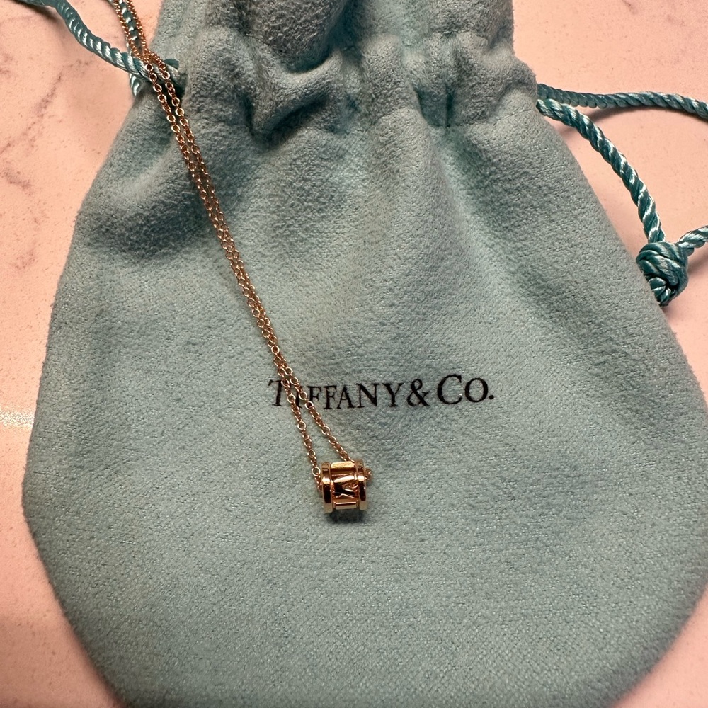 Tiffany & Co. Atlas open pendant necklace